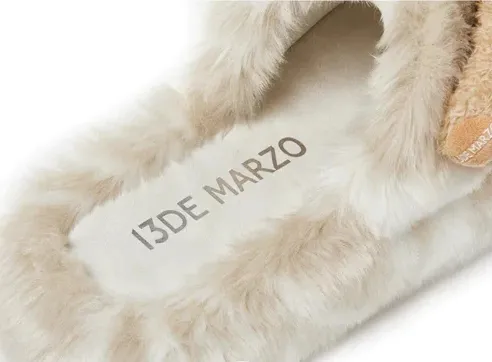 13De Marzo Slipper (02)