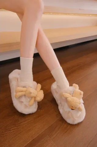 13De Marzo Slipper (02)