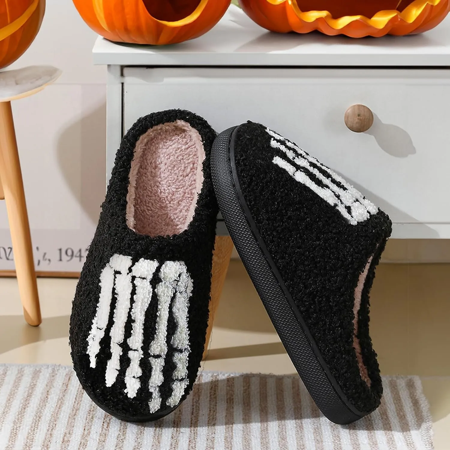 24 Years New Animal Fruit Slippers For Women Fluffy Plush Slippers Cute Cartoon House Slipper Fruit Slippers for Womens Mens Plush Soft Memory Foam House Shoes Women's Men's Cute Slippers