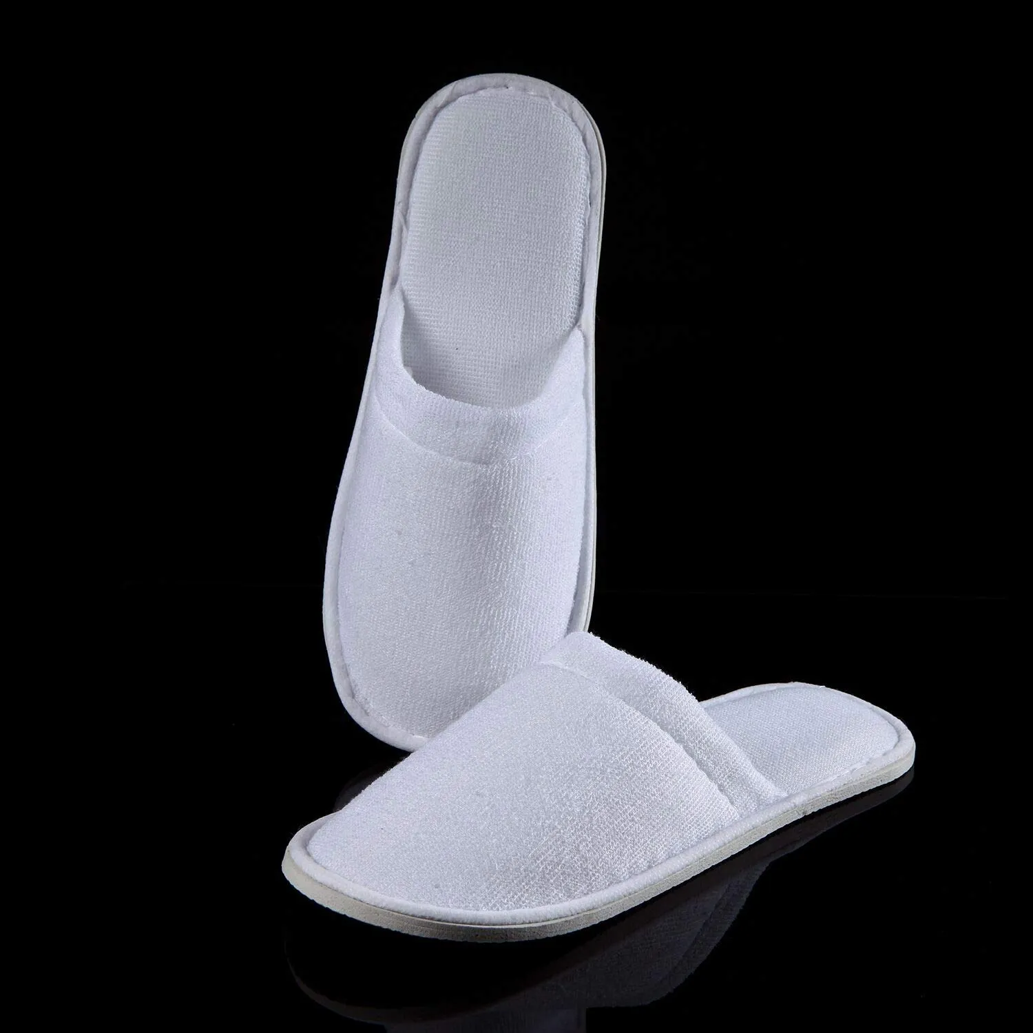 8 Pair of Deluxe White Slippers Hotel Guest Slippers for Spa, Party Guest, Hotel and Travel, Fits Most Men and Women can Washable (Closed toe caps)