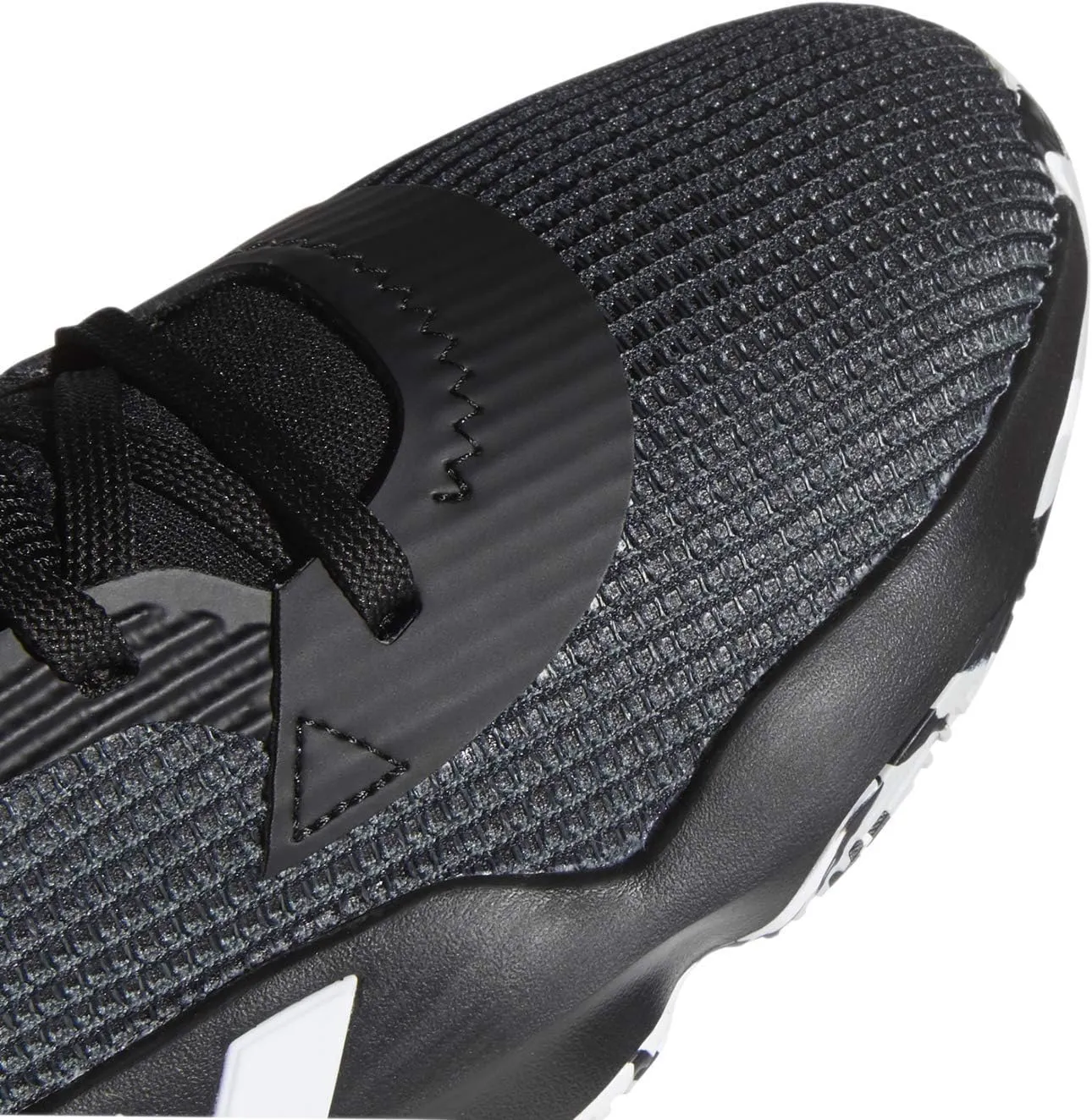 adidas Men's Pro Bounce 2019 Low Basketball Shoe