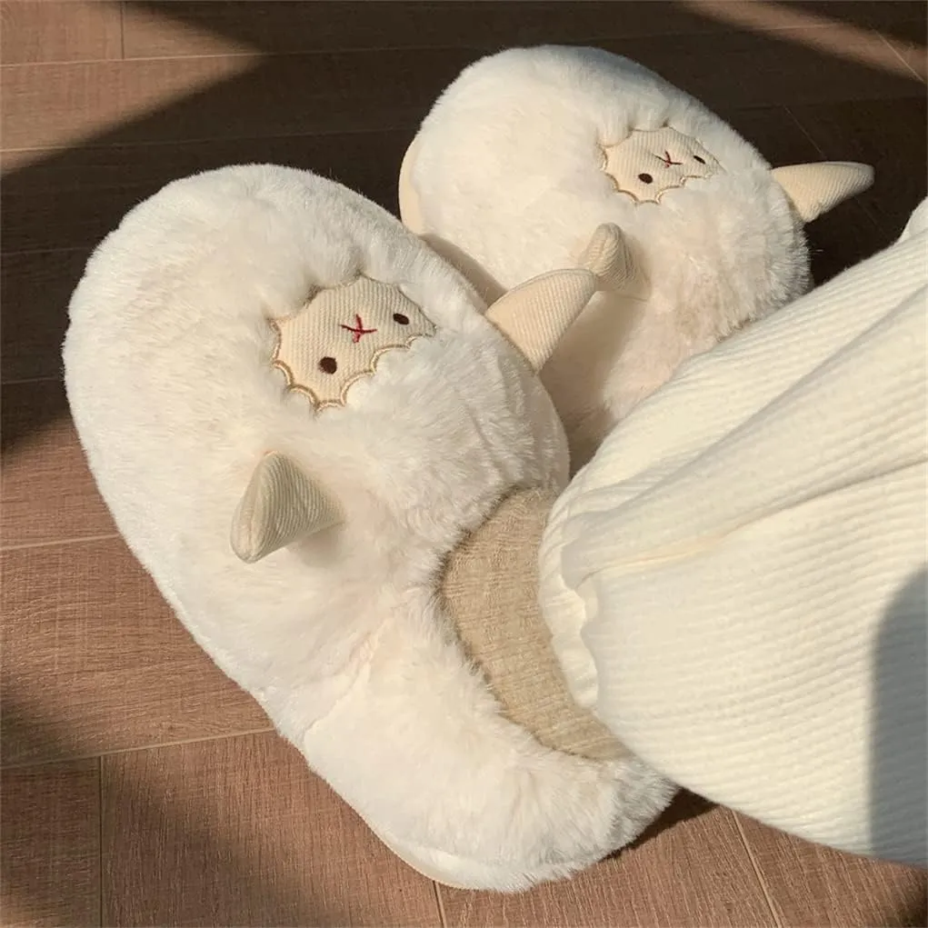 Autumn and Winter Men's and Women's Indoor and Outdoor Plush Sheep Slippers, Bear Pig Slippers. Cute animal slippers. Soft and comfortable warm plush shoes.