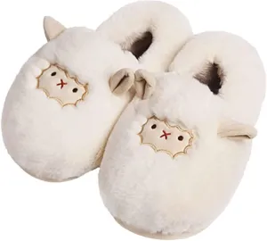 Autumn and Winter Men's and Women's Indoor and Outdoor Plush Sheep Slippers, Bear Pig Slippers. Cute animal slippers. Soft and comfortable warm plush shoes.