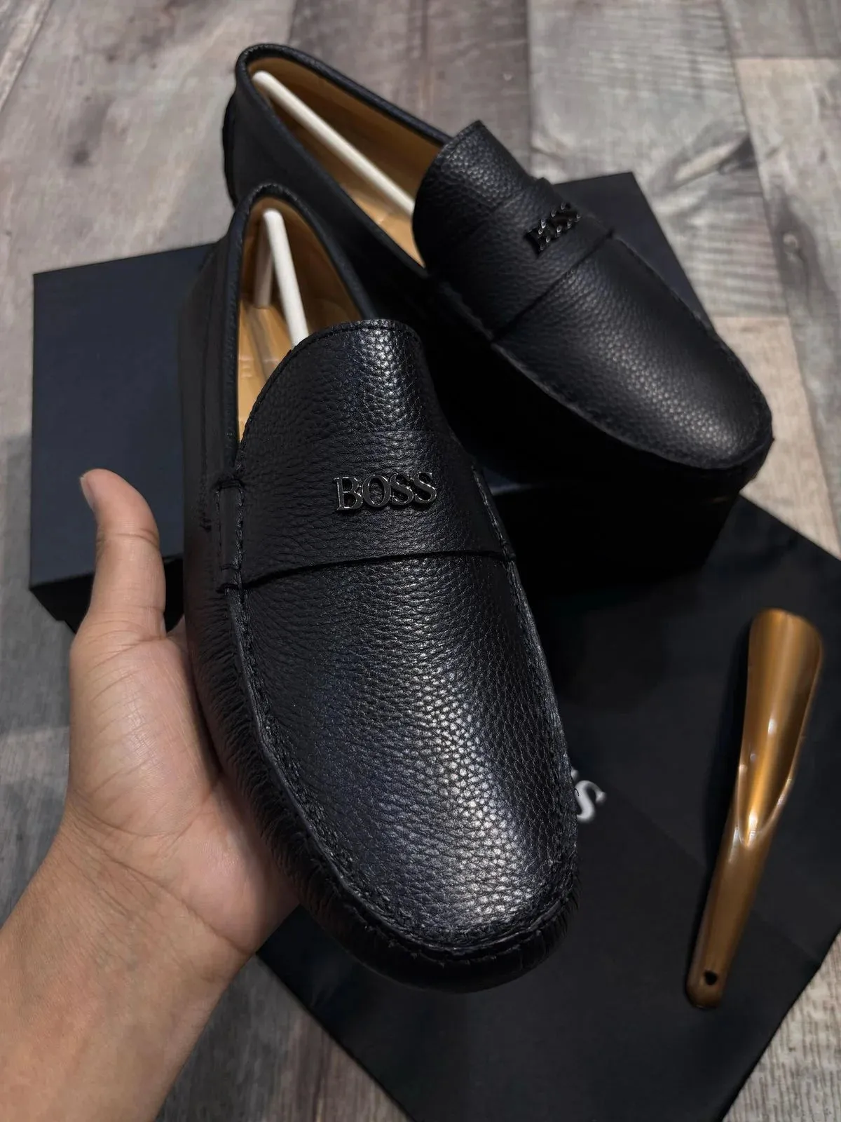 BOSS || Men's Noel Nappa-Leather Driving Moccasins With Metal Logo - BLACK