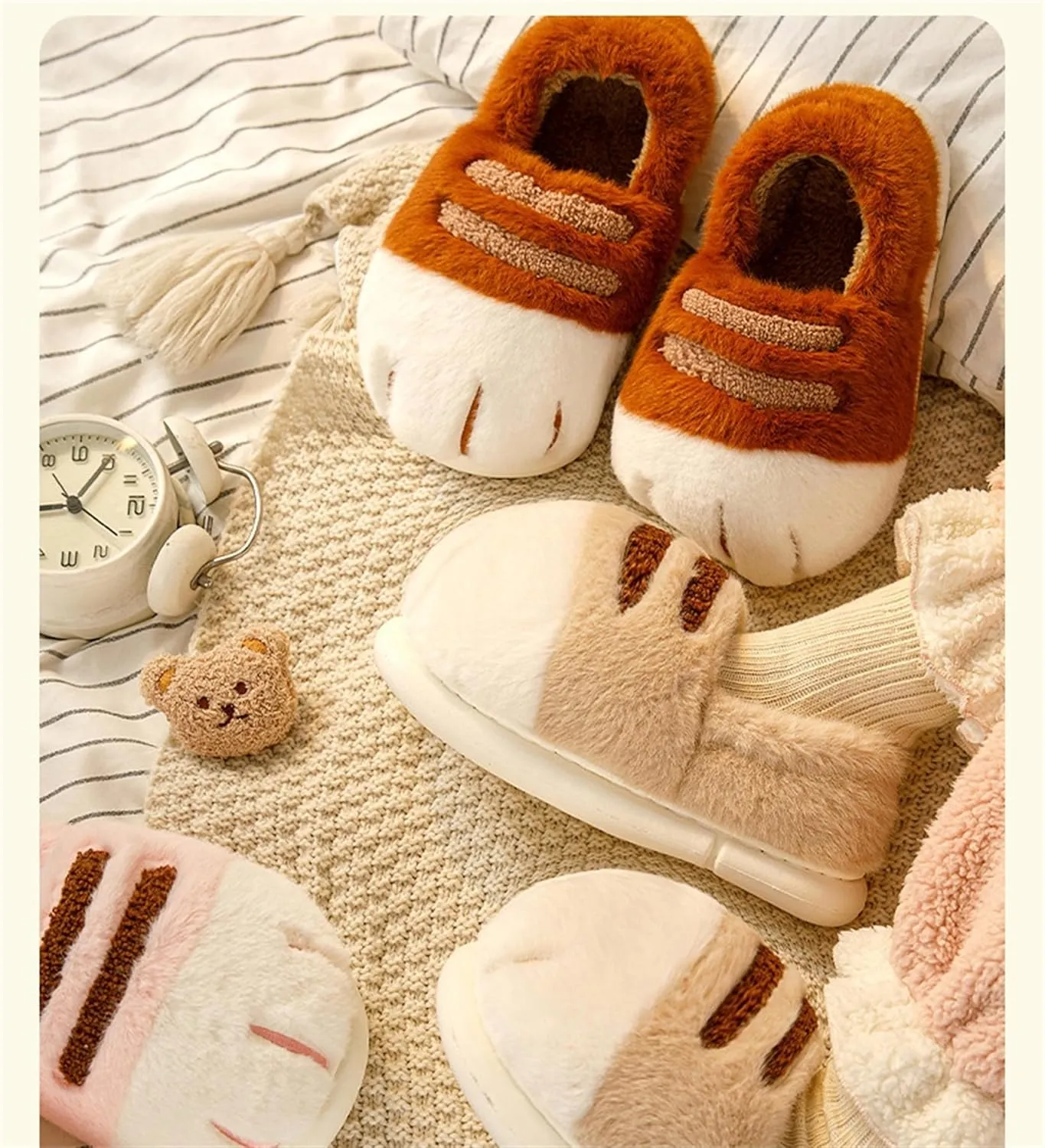 Cat Paw Slippers - Unisex Adults & Kids - Beige - Slip-On - Plush & Memory Sponge Interior - Anti-Slip EVA Sole - Washable - Home Slippers