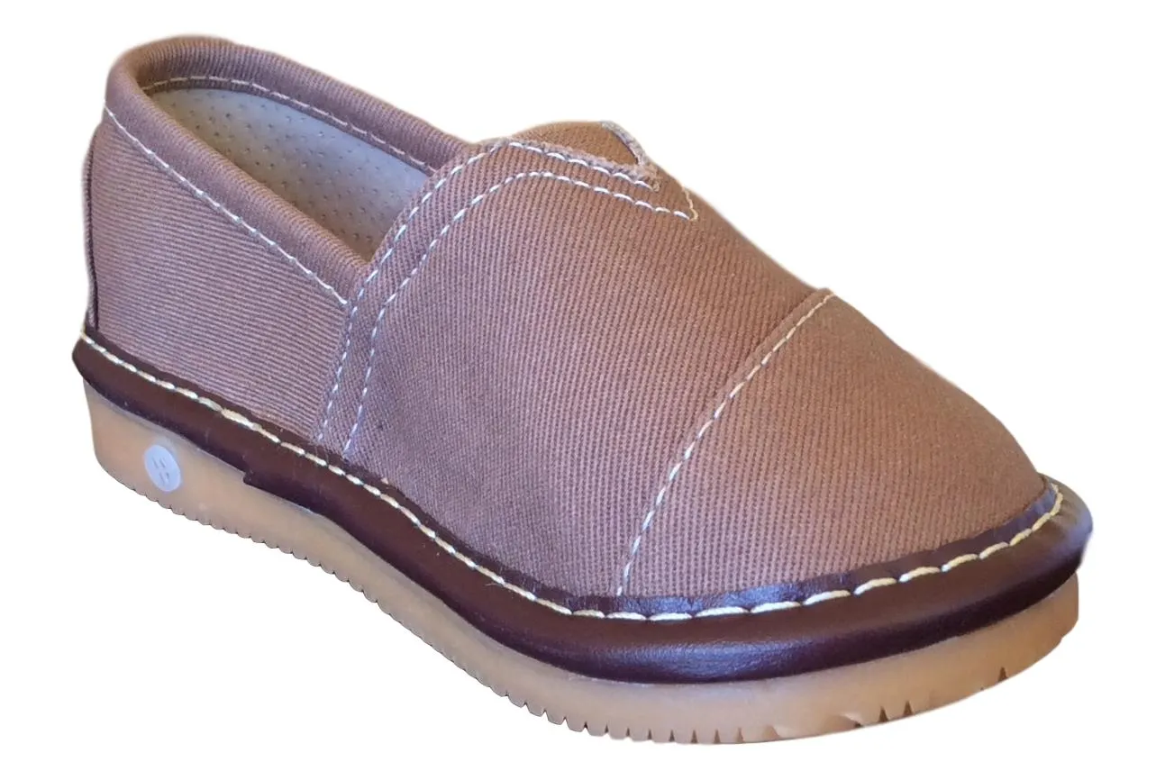 Classic Tan Canvas Shoe