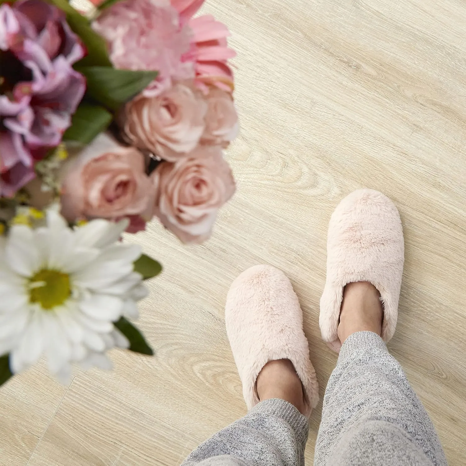 Dearfoams Women's Bailey Plush Furry Scuff Slipper