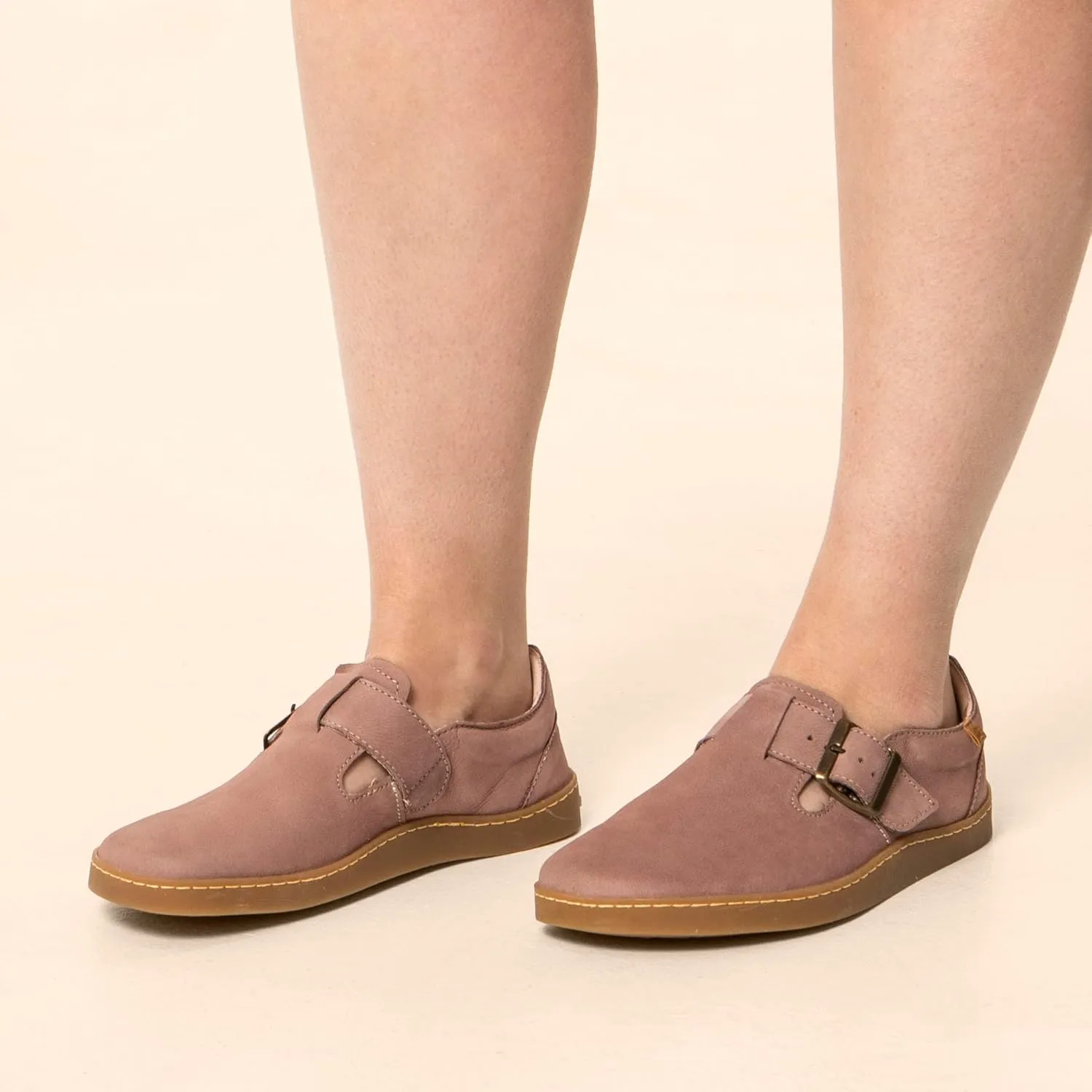El Naturalista Unisex Apartment Low-top, Malva, 7 Wide US Women