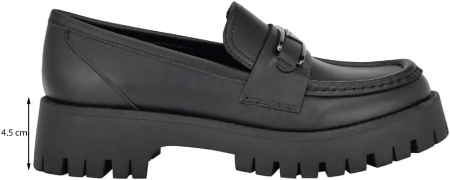 GUESS Women's Tracers Loafer