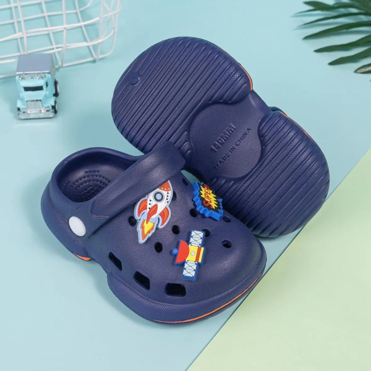 KIDSUN Toddler Kids Boys Girls Cute Garden Clogs Water Sandals Slip On Shoes Slipper Slides Lightweight Outdoor Summer Infant Children Beach Pool Play Shoes (Baby/Toddler Kids)