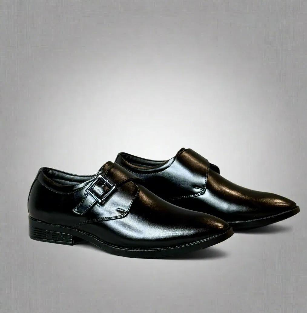 Leather loafer