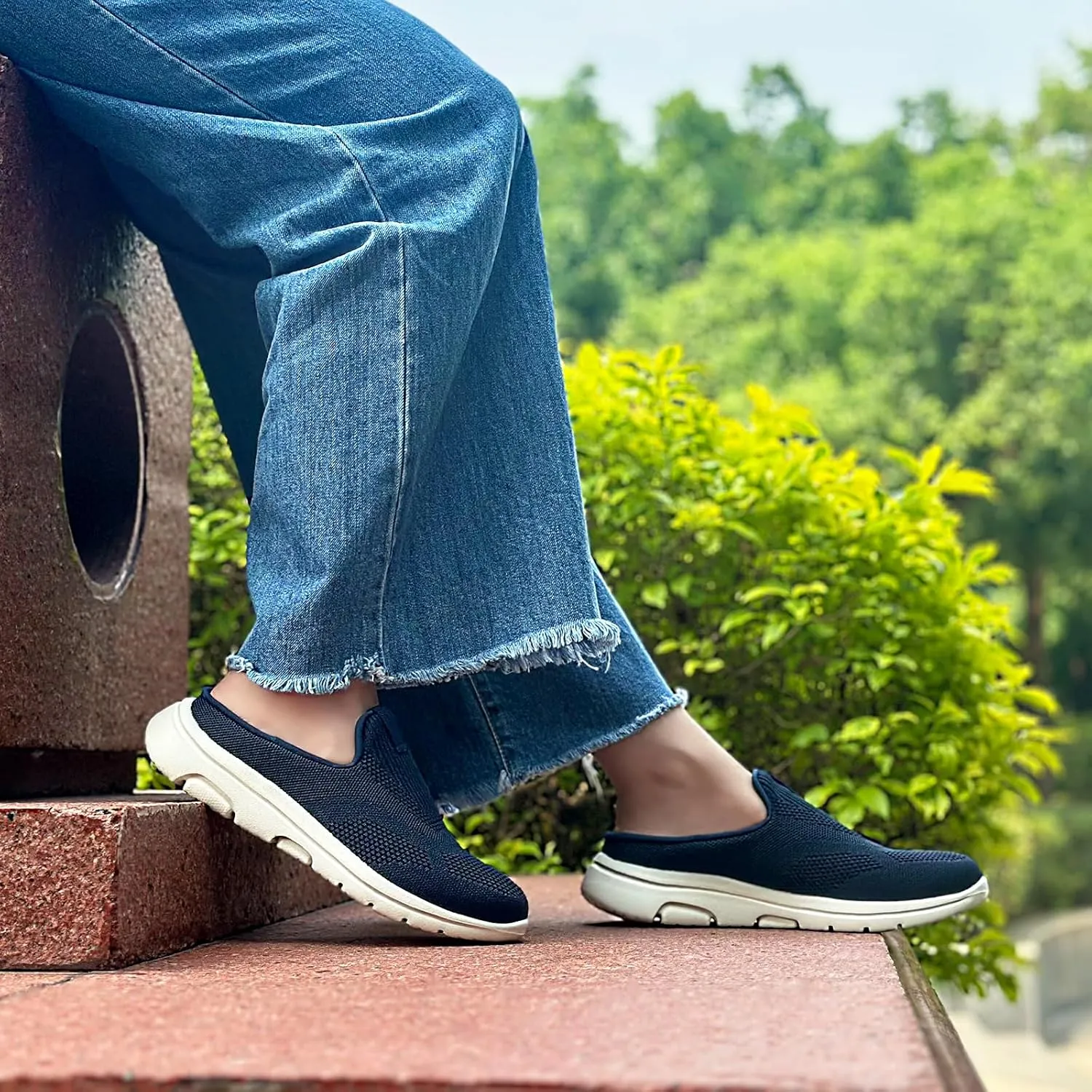 Lightweight Slip On Shoes for Women Comfort Mules Breathable Mesh Walking Slipper