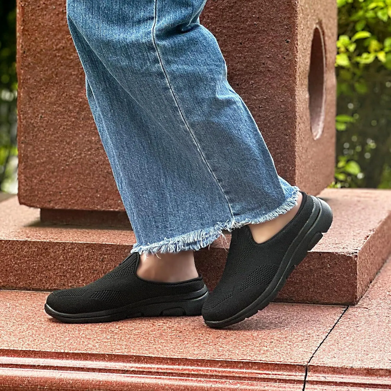 Lightweight Slip On Shoes for Women Comfort Mules Breathable Mesh Walking Slipper