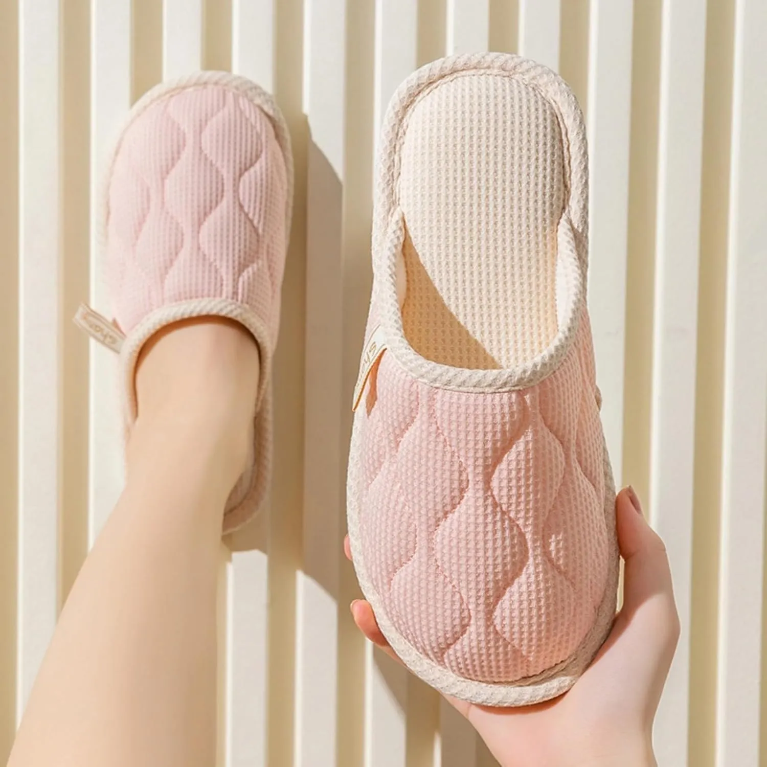 Linen House Slippers Couple Indoor Lightweight Home Slippers Soft Sole Bedroom Slippers Shoes Non-Slip Plush Cotton Autumn Slippers Slides Winter Warm Slippers for Women Men