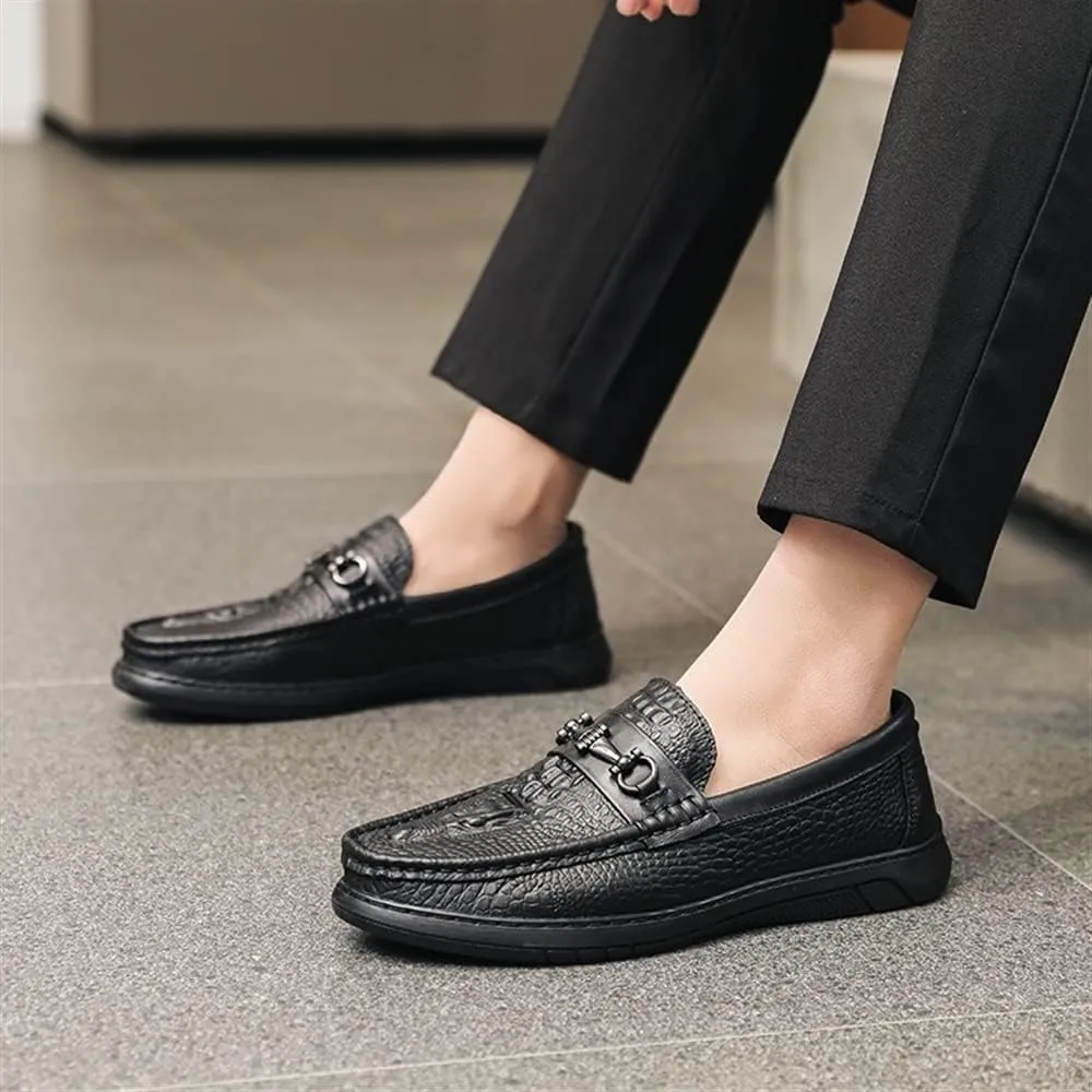 New Men's Loafers Round Toe Moccasins Faux Crocodile Print PU Leather Comfortable Flexible Slip Resistant Walking Party Slip-ons