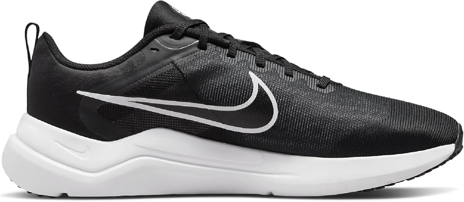 Nike Men's Sneaker
