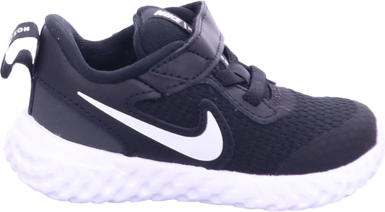 Nike Unisex Revolution 5 Grade School Running Shoe, Kids