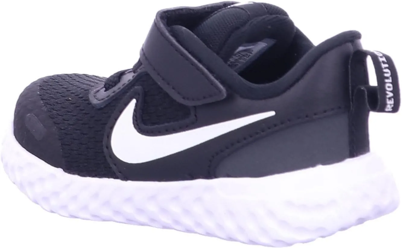 Nike Unisex Revolution 5 Grade School Running Shoe, Kids