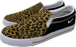 Nike Women's Court Legacy Slip-On's Size