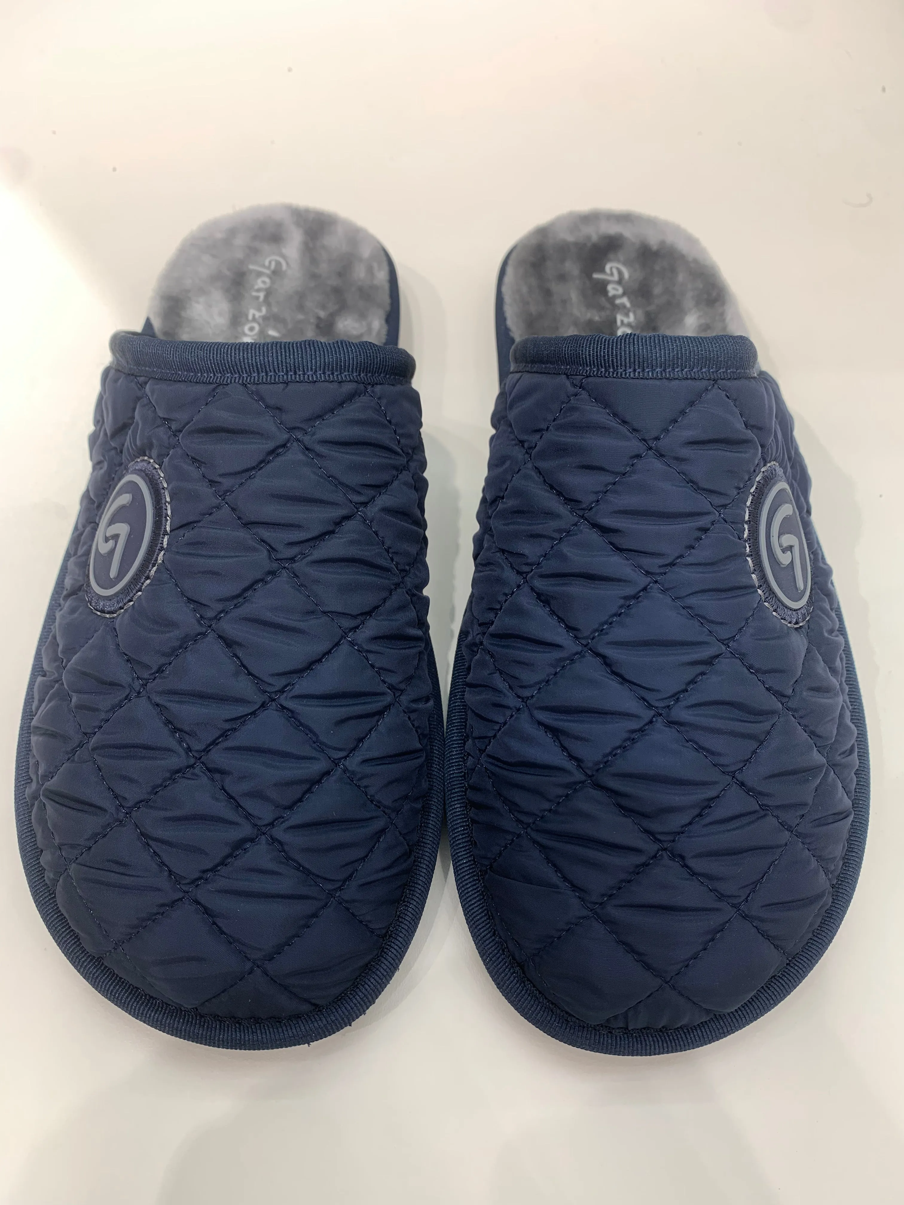 PLUSH ELITE NAVY GREY