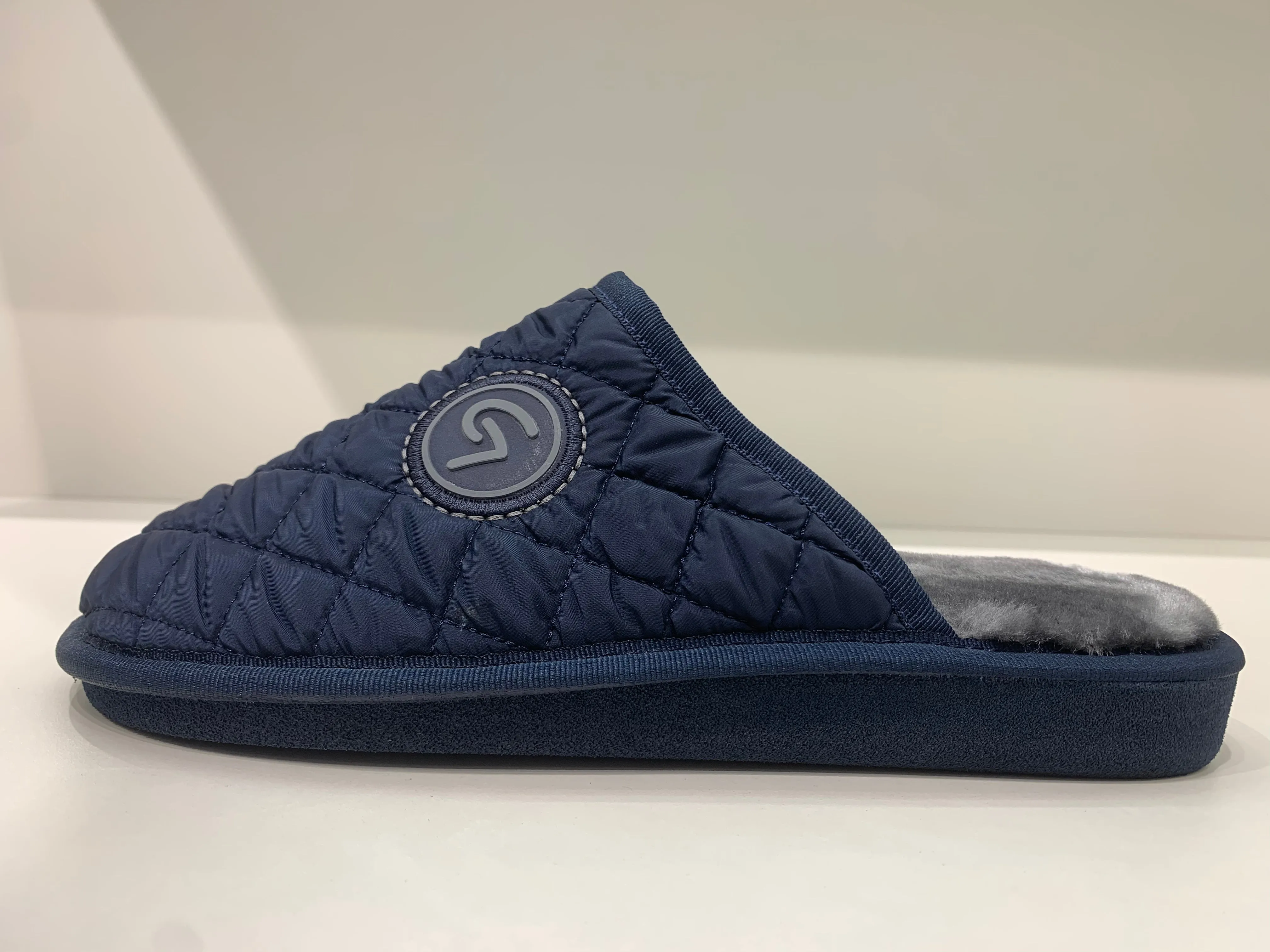 PLUSH ELITE NAVY GREY
