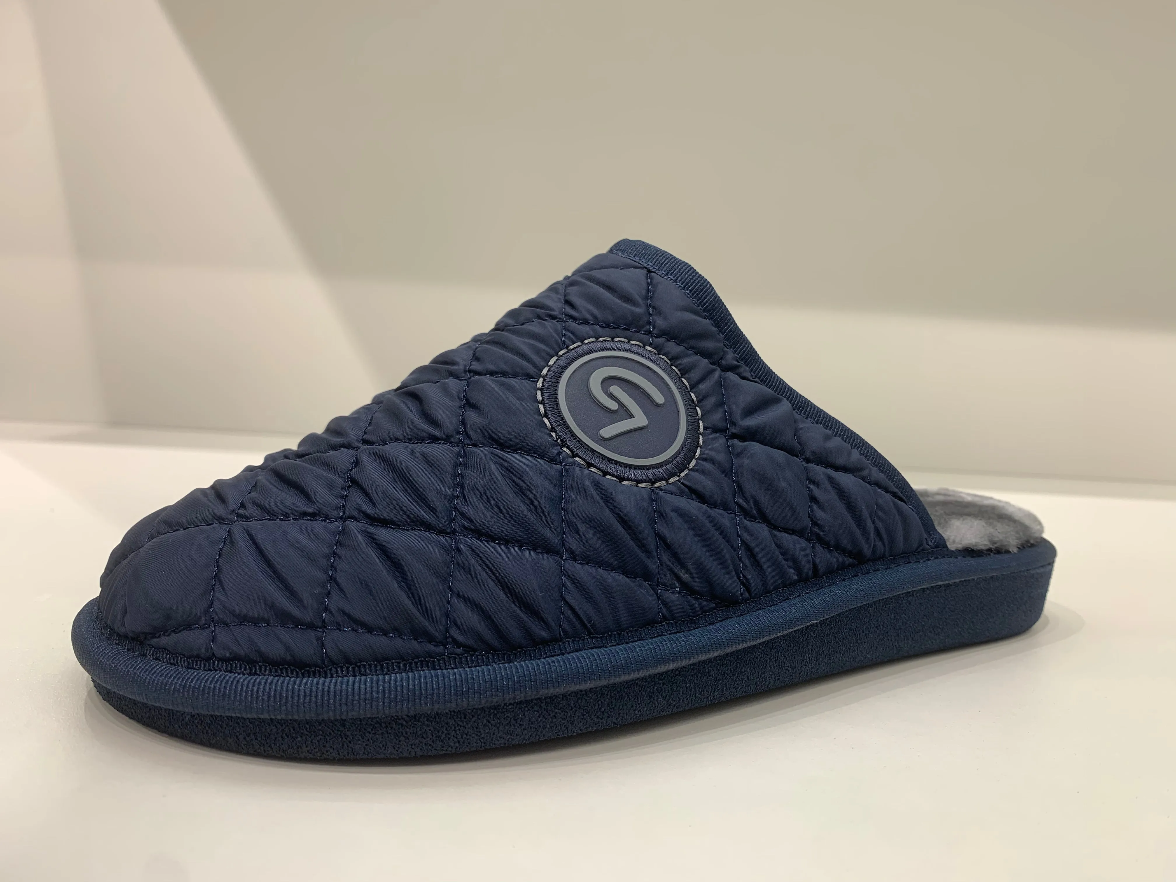 PLUSH ELITE NAVY GREY