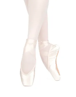 RP: Pointe Shoe, Lumina FS