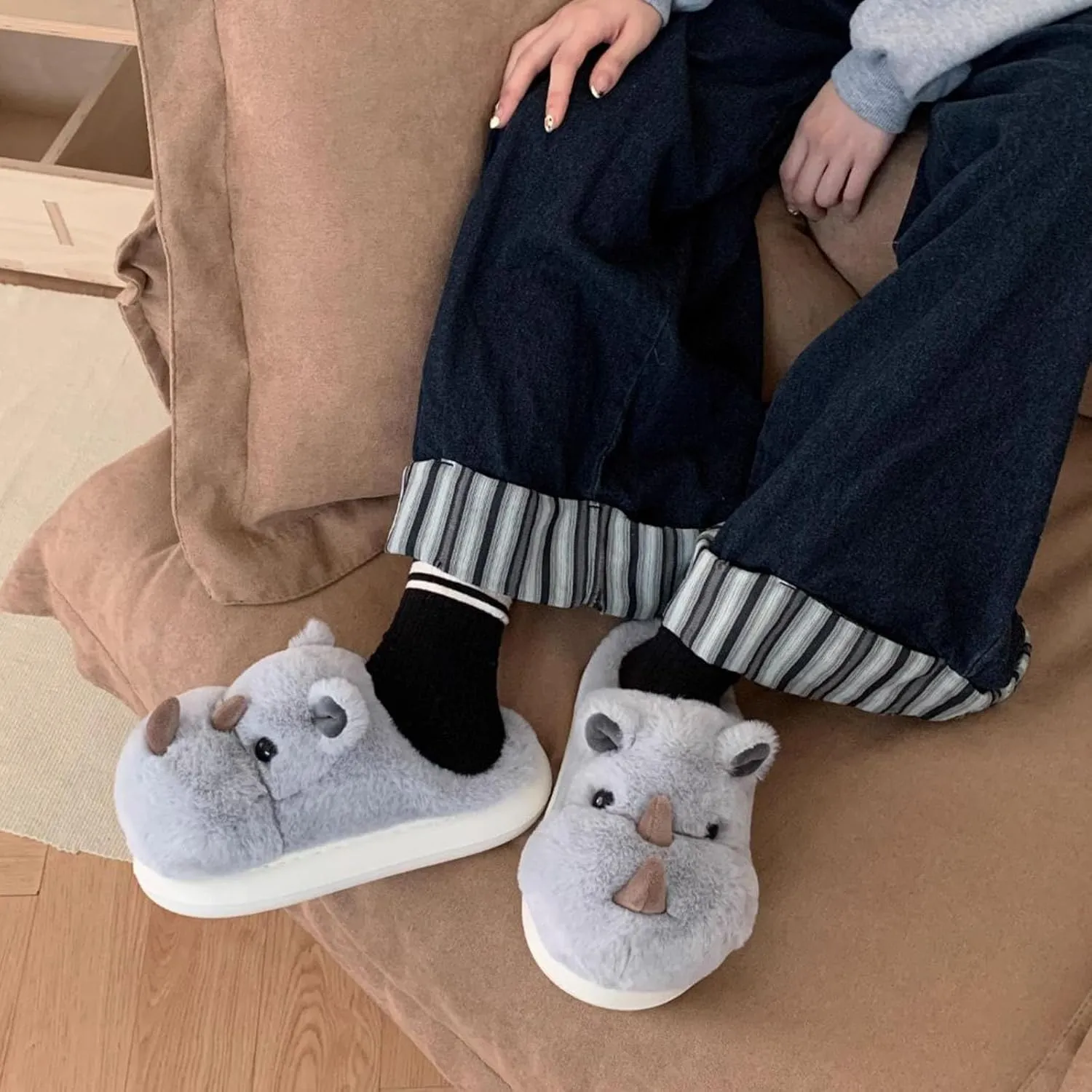 Schnappi Crocodile Slippers, Women's Fuzzy Crocodile Slipper Memory Foam Slippers, Cute Cartoon Animal Slides Winter Warm Cotton House Shoes (Dinosaur,12-13 Women/10-11 Men)