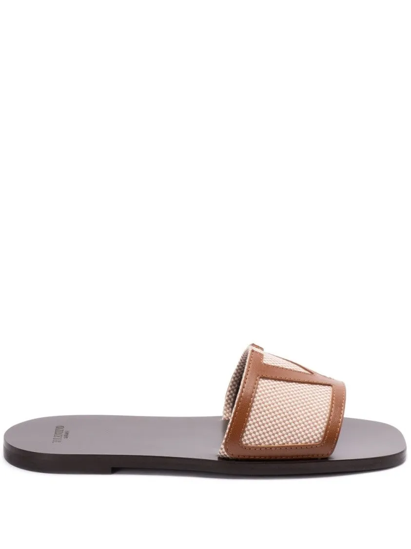 Superstar Slide Slipper With Vlogo Detail And Premium Materials