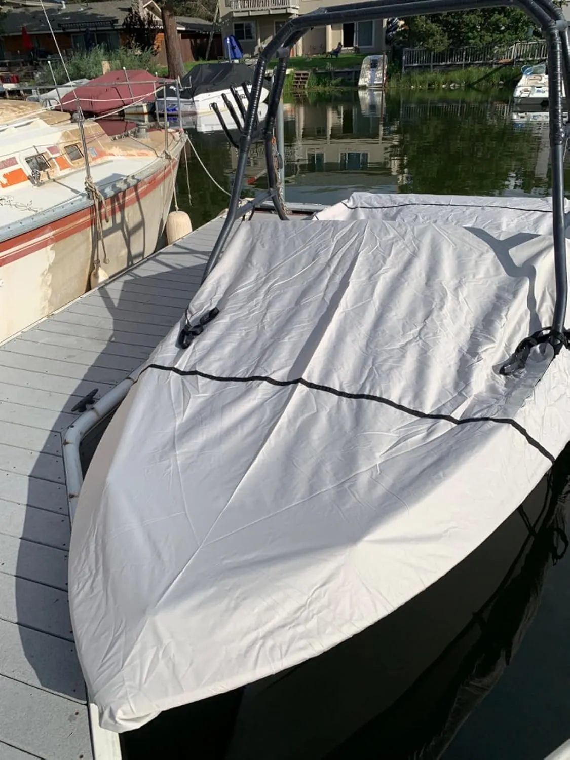 Tuszom True 900D Solution Dyed Waterproof Ski&Wakeboard Tower Boat Cover with 11 6 Windproof Straps and Storage Bag Fit 22'-24'L Beam Width to 116" W,Trailerable V-Hull Runabouts OutBoards and I/O