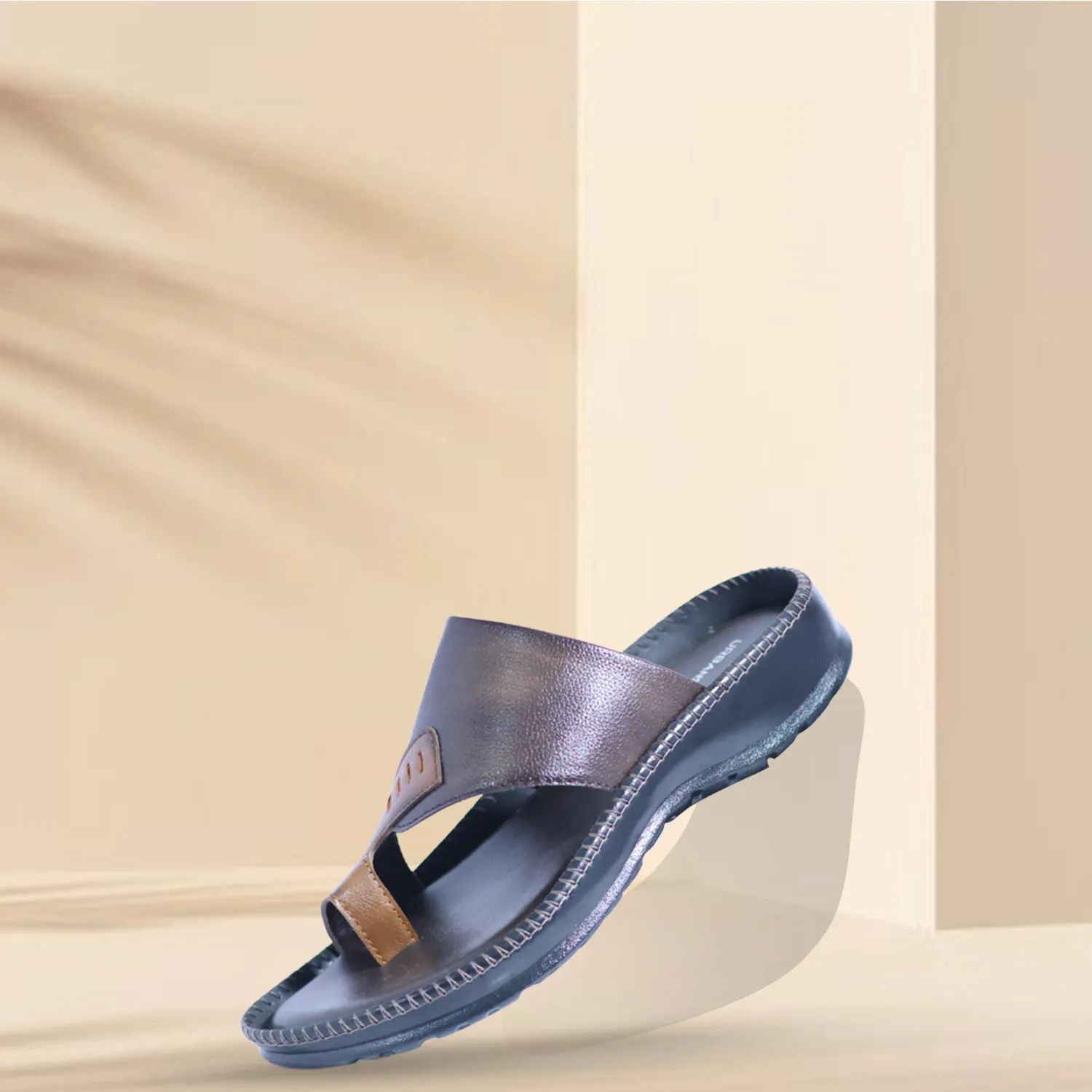 Urbansole Refined Roamer