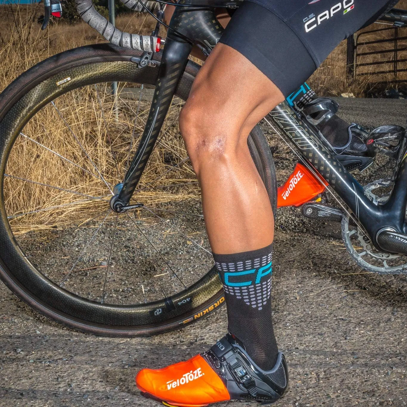 veloToze Toe Cover for Road Cycling Shoes - Keep feet Warmer in Cool, Spring and Fall Weather; Wear on Cleated Road Cycling Shoes - for Men and Women