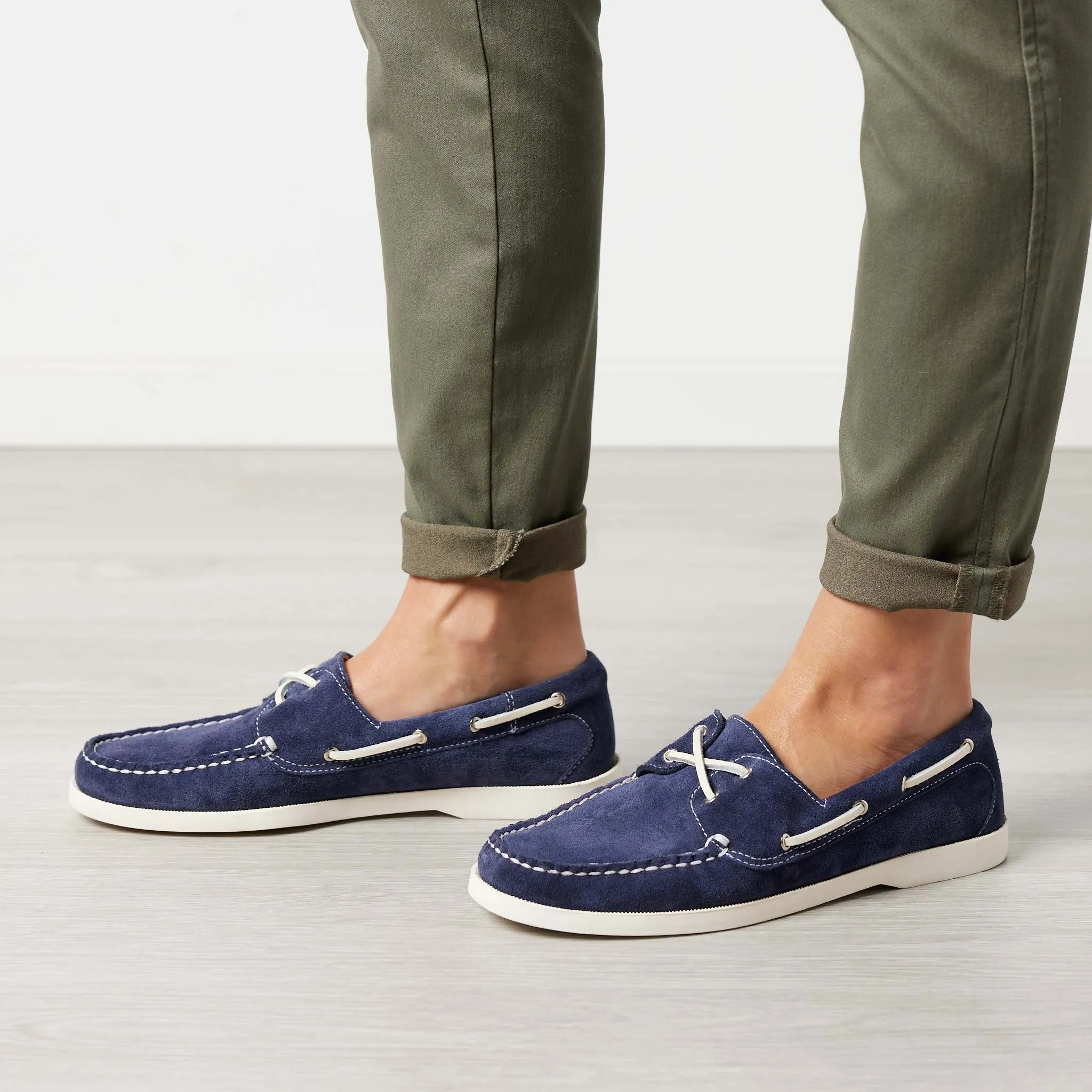 Women’s Auburn Boat Shoe: Navy Suede